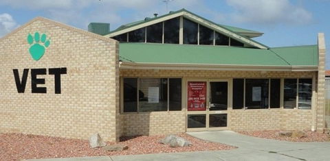 Spearwood Veterinary Hospital - VETS Brisbane 1