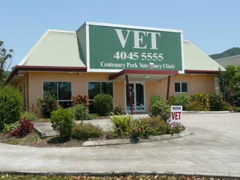 Centenary Park Veterinary Clinic - VETS Brisbane 4